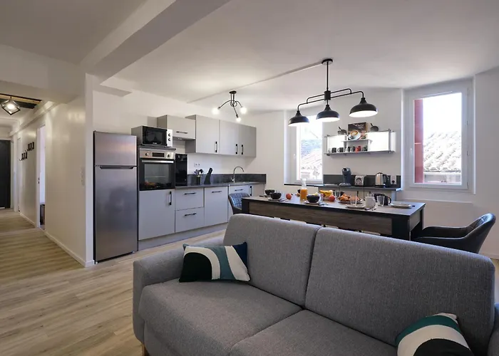 Magnifique*t4*centre Ville*wifi*billard*netflix* Apartamento Limoux